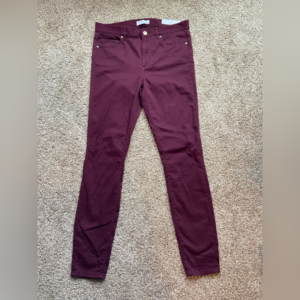 LOFT, maroon jeggings, stretchy material